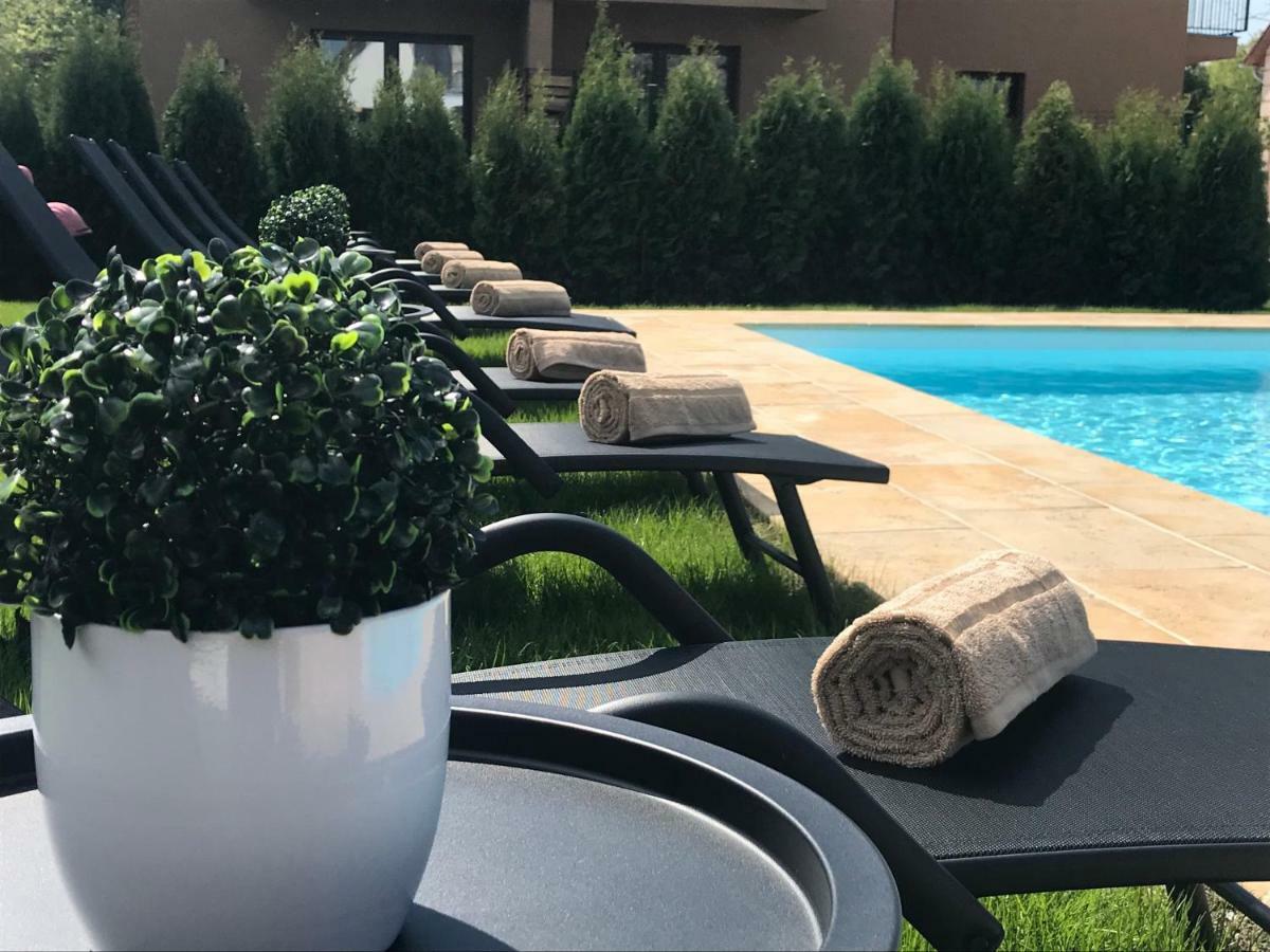 Villa Aruba & Private Spa Suites Keszthely Exterior photo